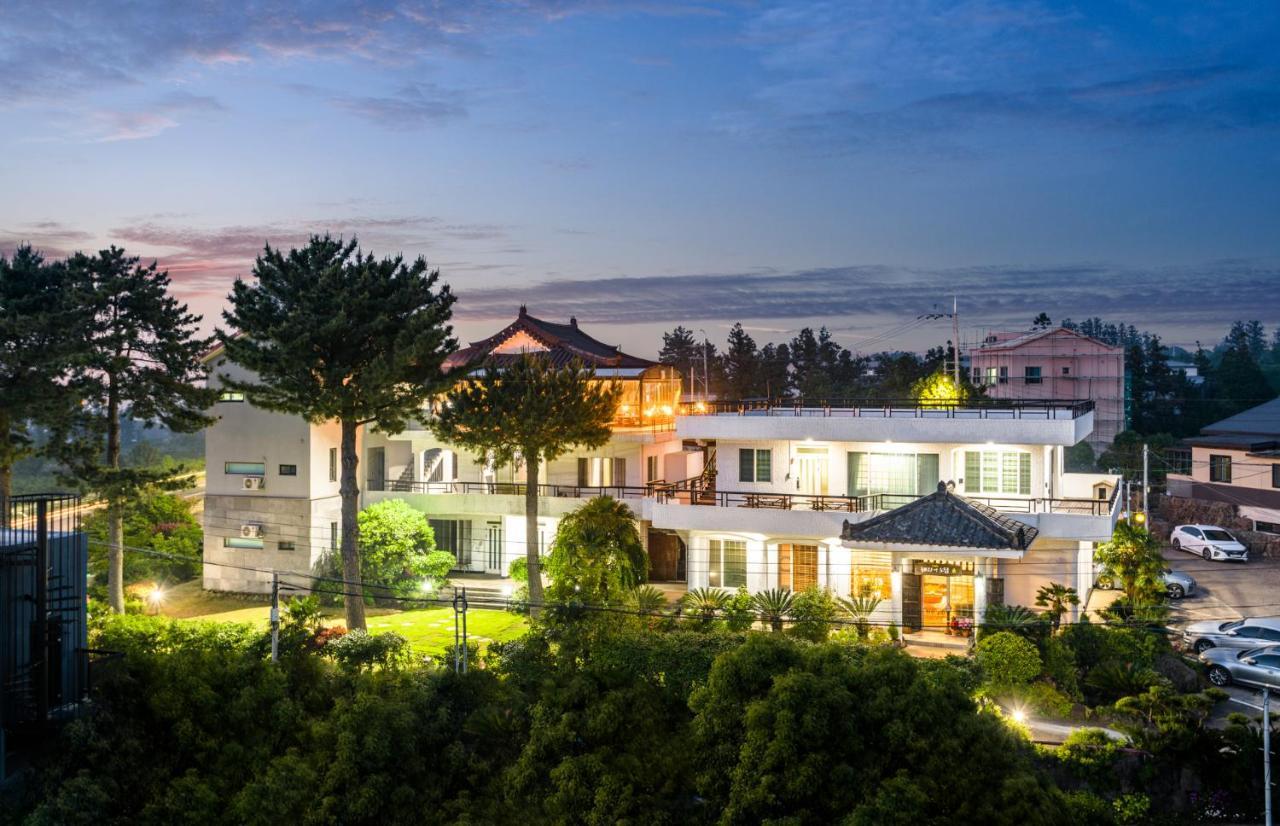 Harry And Sodam Pension Čedžu Exteriér fotografie