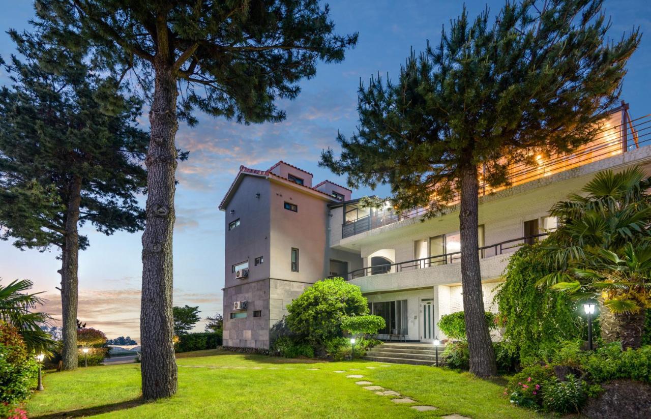 Harry And Sodam Pension Čedžu Exteriér fotografie